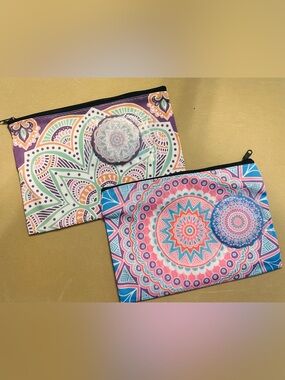 🍁Zip Pouch Pink & Blue Mandala Print Zip Pouch -